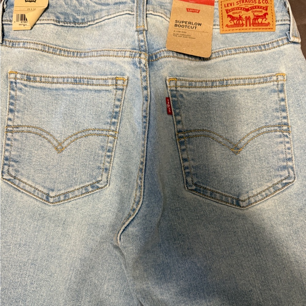 Levi’s Light Blue Women's Jeans - Picture 4 of 4